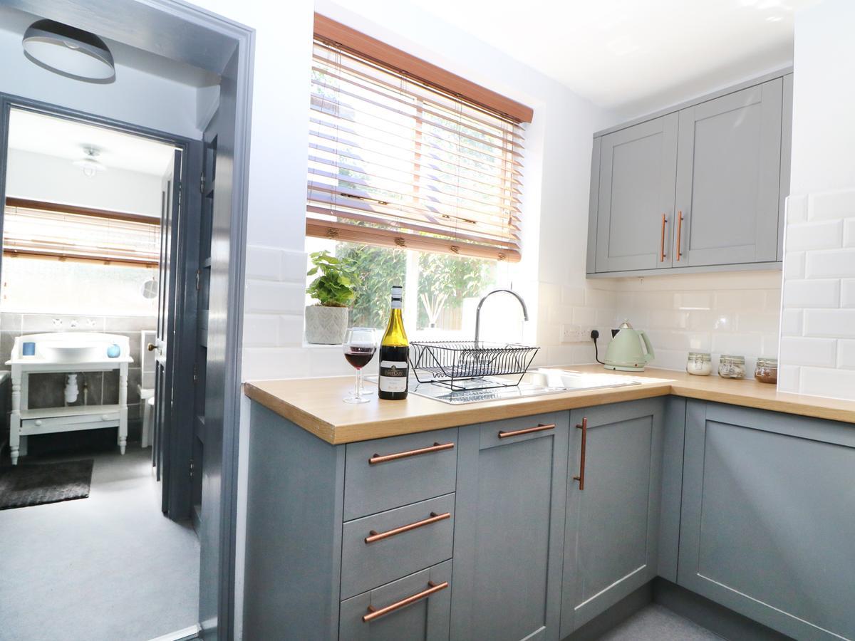 Lily Cottage Rye Luaran gambar