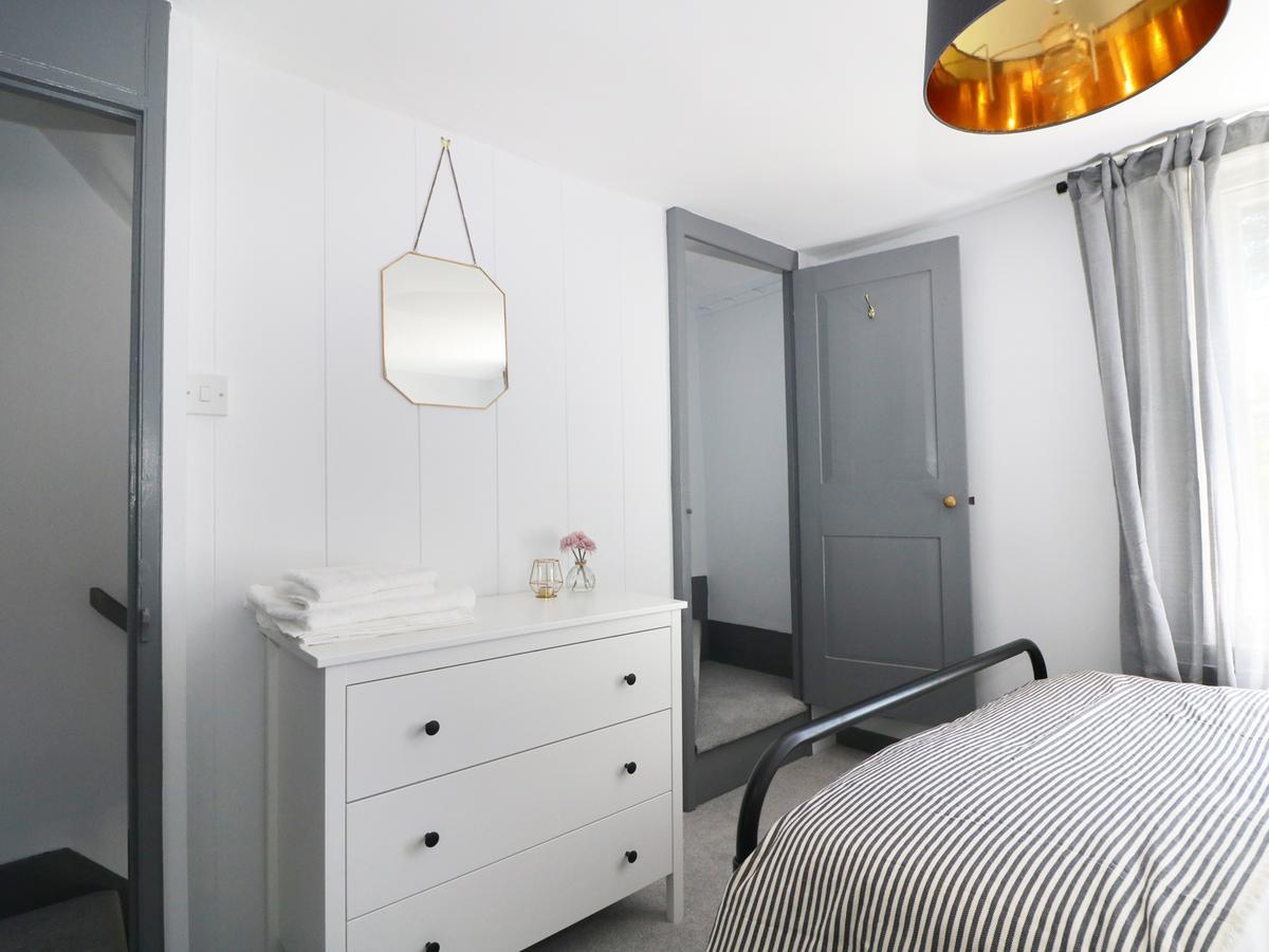 Lily Cottage Rye Luaran gambar